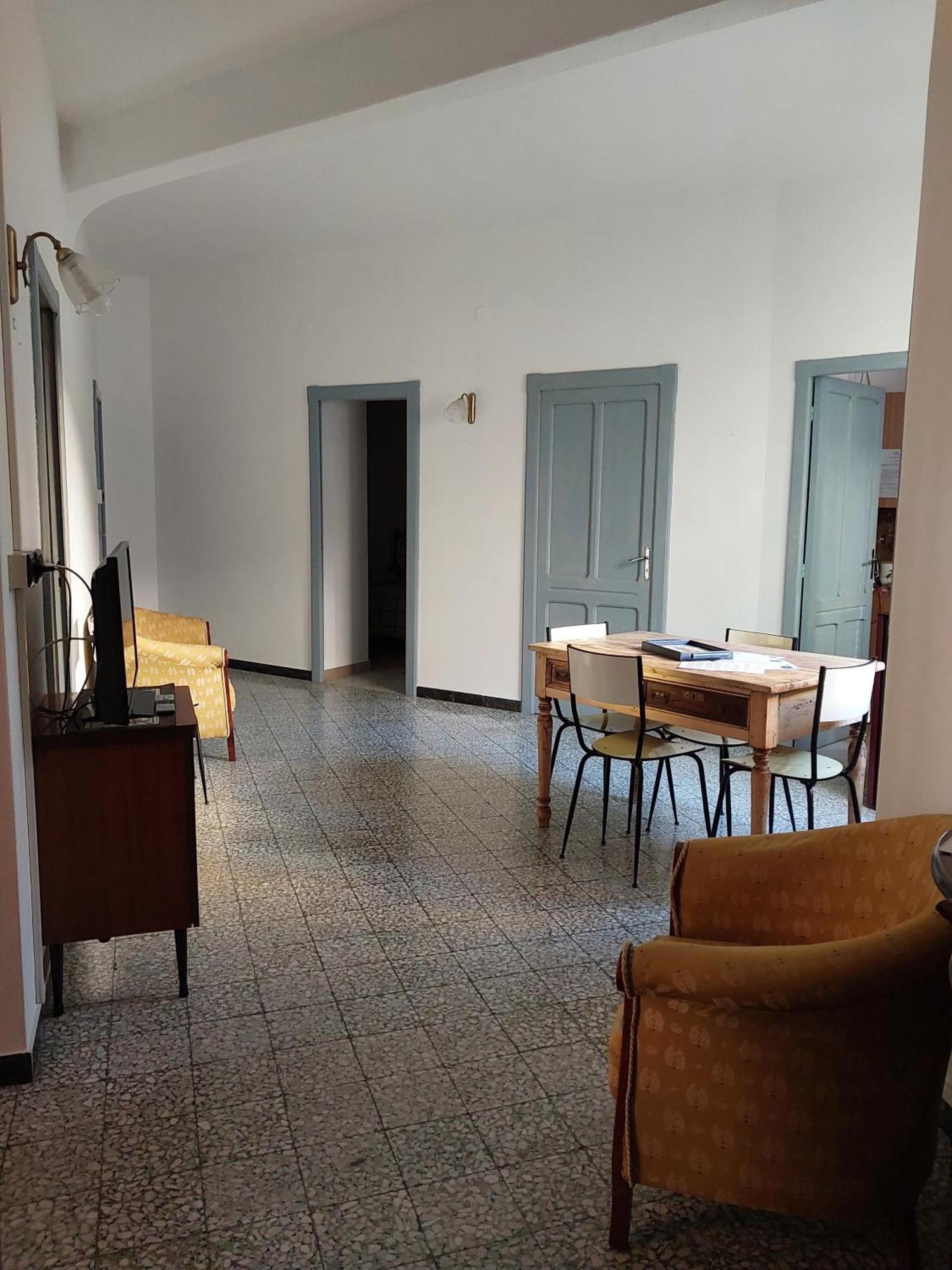 Casa Vacanze Zarinu Orgosolo Bagian luar foto