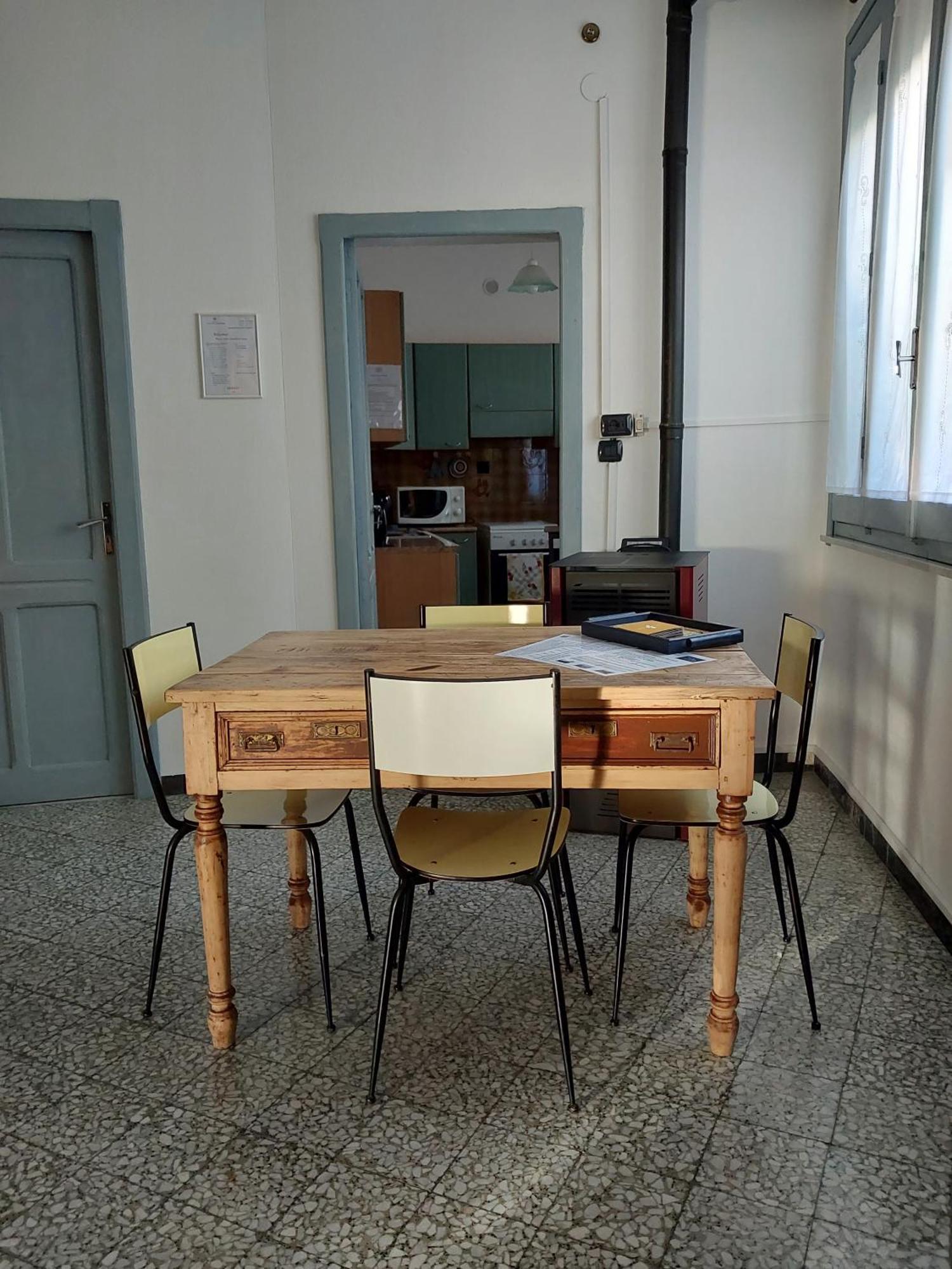 Casa Vacanze Zarinu Orgosolo Bagian luar foto
