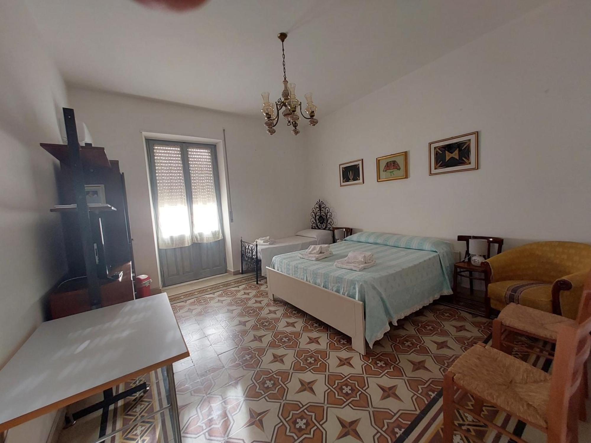 Casa Vacanze Zarinu Orgosolo Bagian luar foto